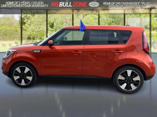Used 2018 Kia Soul + FWD image 2