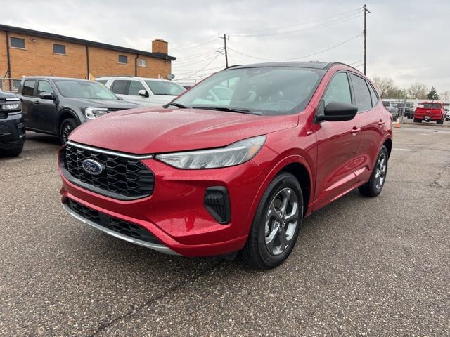 Certified 2023 Ford Escape ST-Line w/ Tech Pack #1 image 6