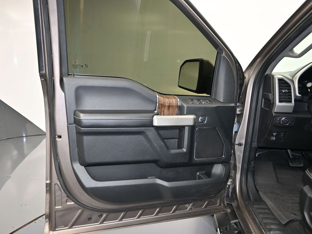 Certified 2020 Ford F150 Lariat w/ FX4 Off-Road Package image 28