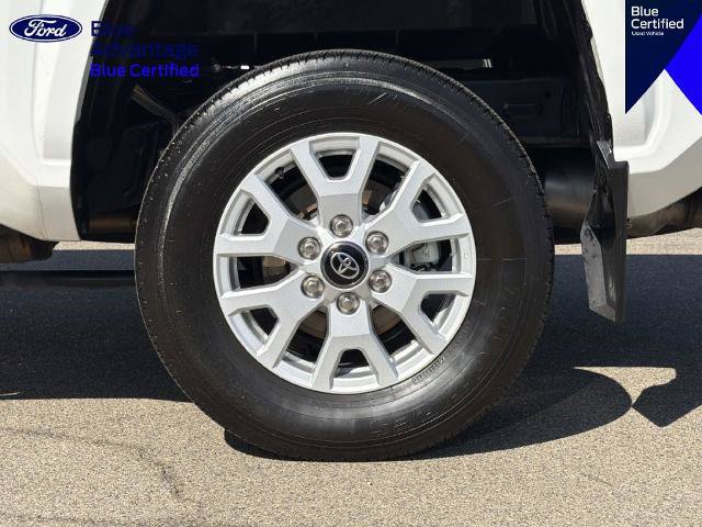 Used 2024 Toyota Tacoma SR5 AWD/4WD image 8