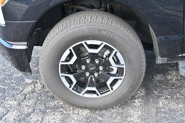 Certified 2022 Ford F150 Lightning XLT AWD/4WD image 15