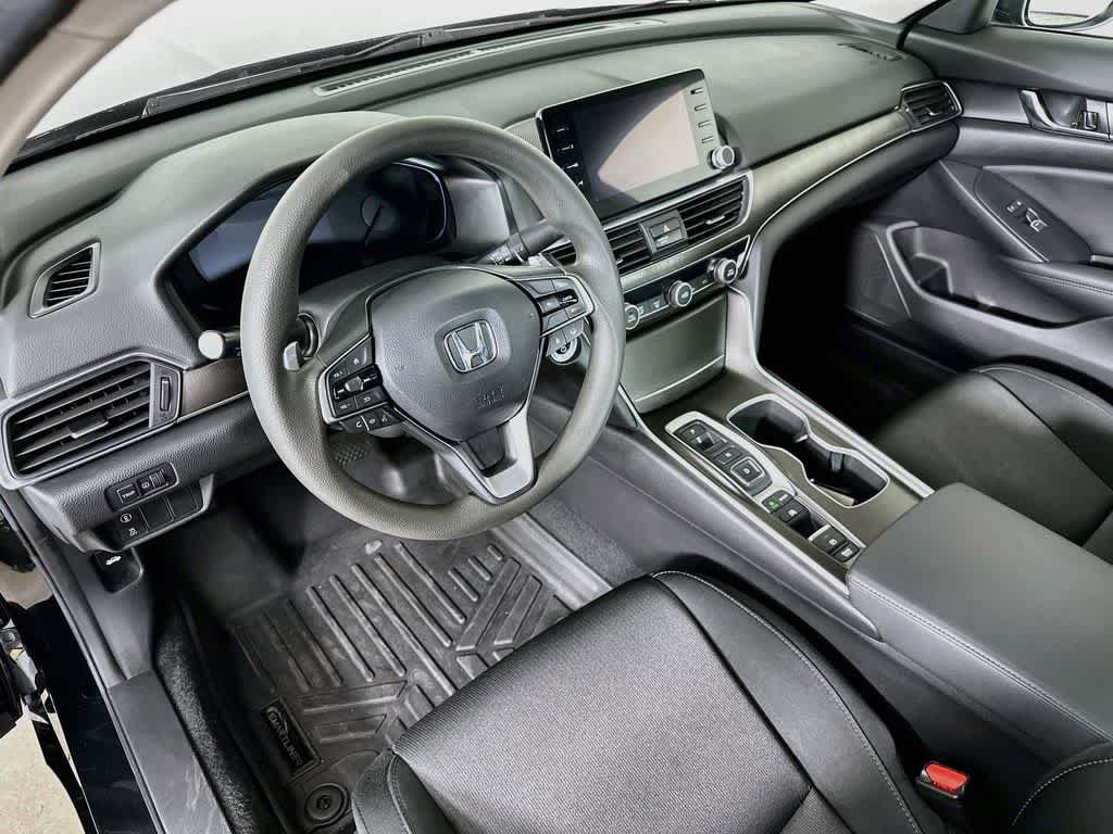 Used 2021 Honda Accord Hybrid image 2