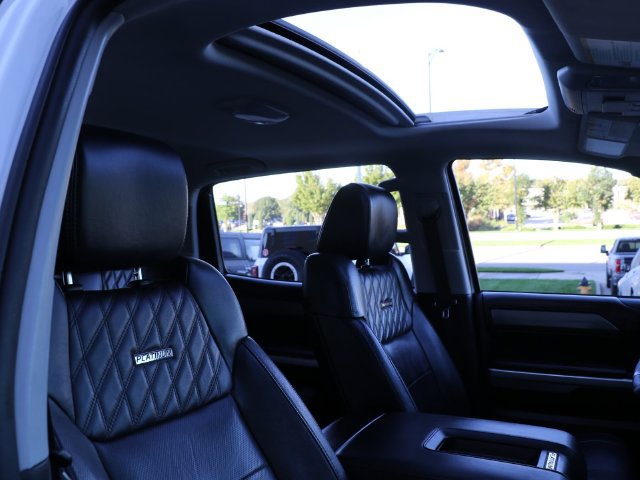 Used 2017 Toyota Tundra Platinum AWD/4WD image 11