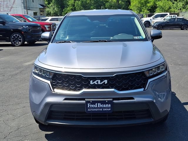 Used 2022 Kia Sorento LX FWD image 3