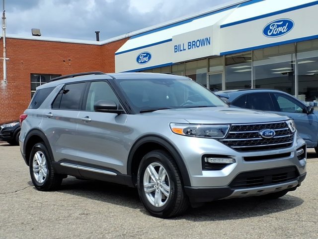 Certified 2024 Ford Explorer XLT w/ Equipment Group 202A