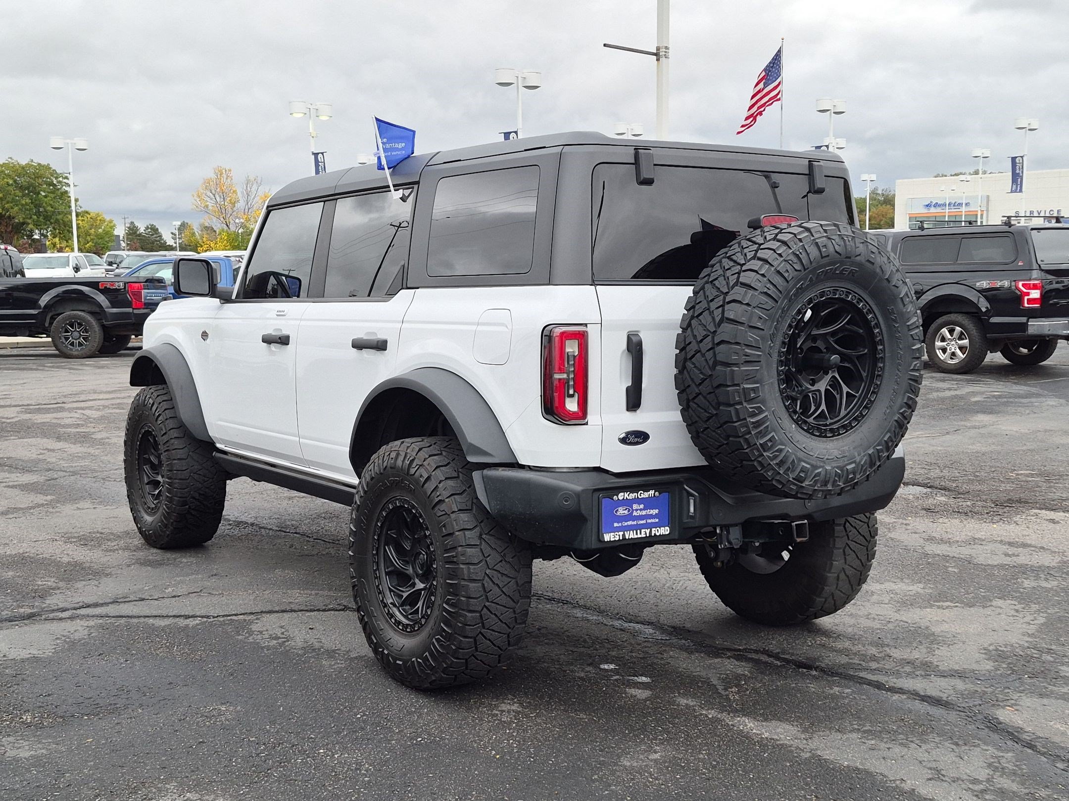 Certified 2023 Ford Bronco Wildtrak AWD/4WD image 9
