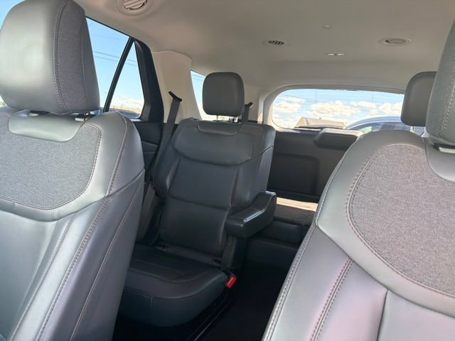Certified 2025 Ford Explorer Active w/ Active Comfort Package AWD/4WD image 6