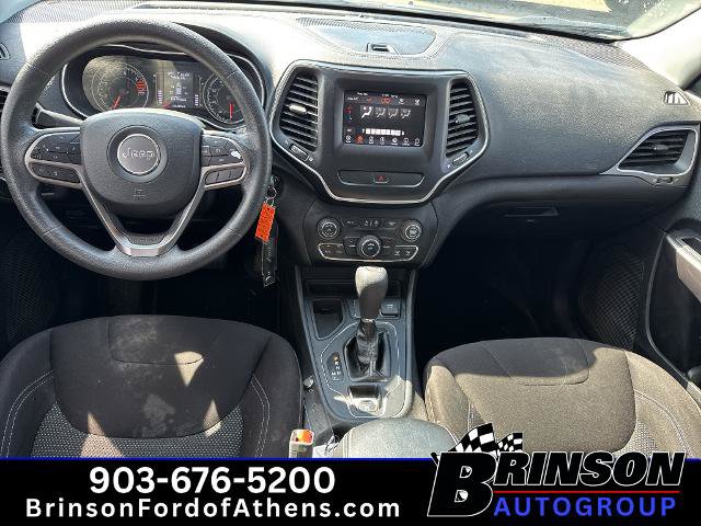 Used 2020 Jeep Cherokee Latitude FWD image 12