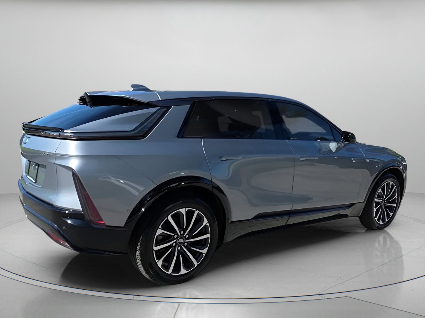 Used 2024 Cadillac Lyriq Sport image 21