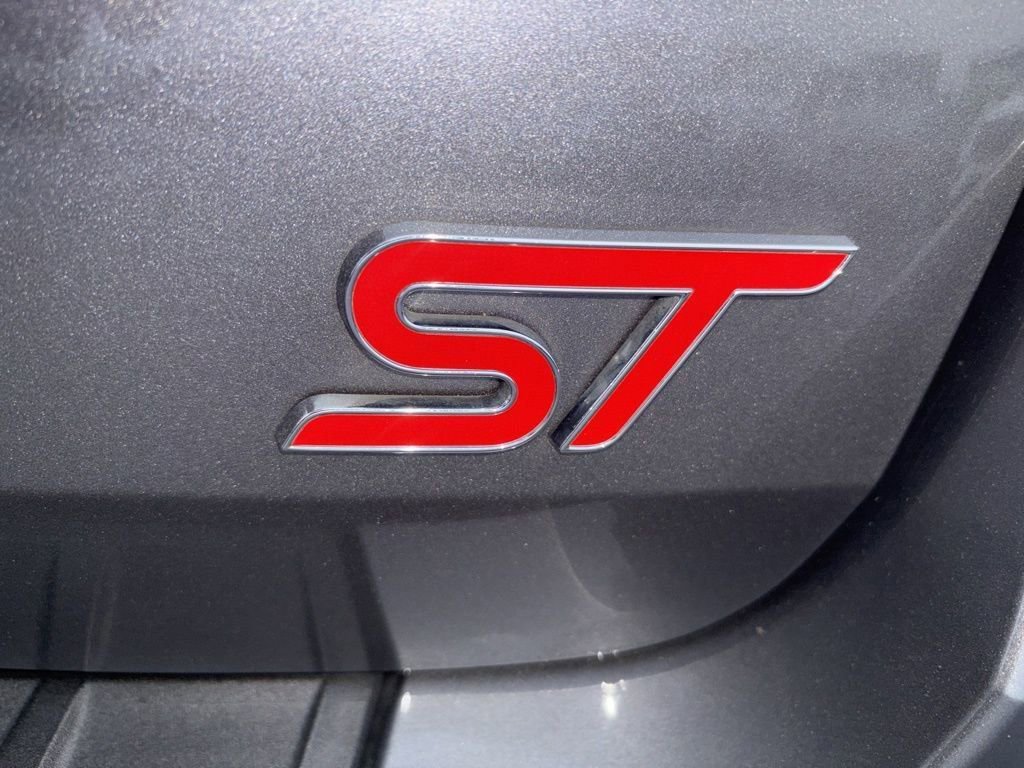 Certified 2021 Ford Explorer ST w/ Equipment Group 401A image 11