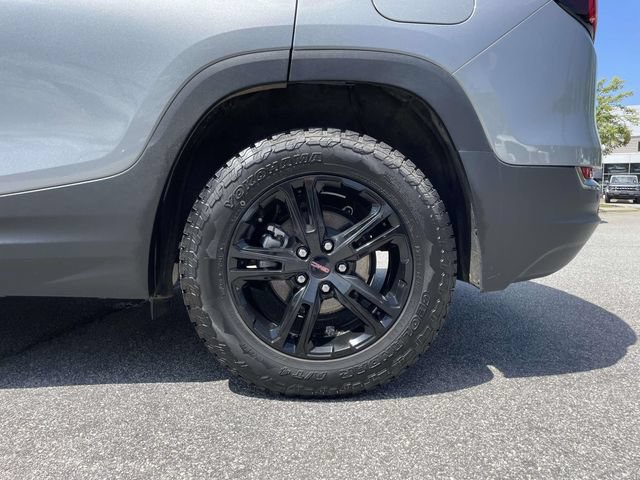 Used 2023 GMC Terrain AT4 w/ Tech Package AWD/4WD image 9