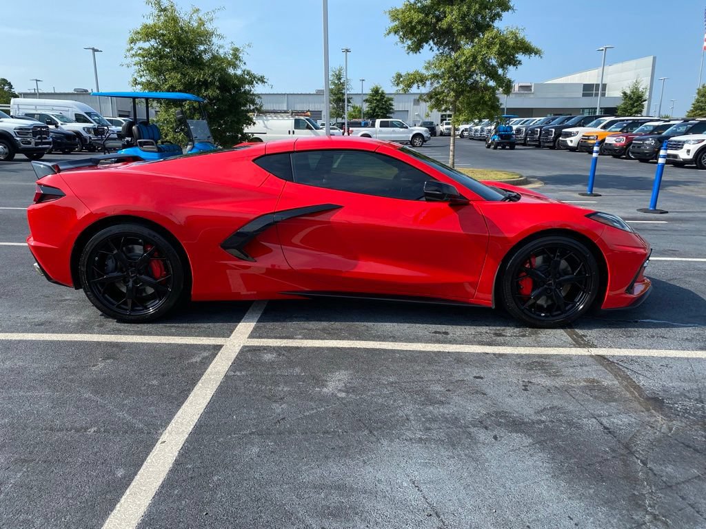 Used 2020 Chevrolet Corvette Stingray Preferred Cpe w/ 2LT Preferred Equipment Group RWD image 8
