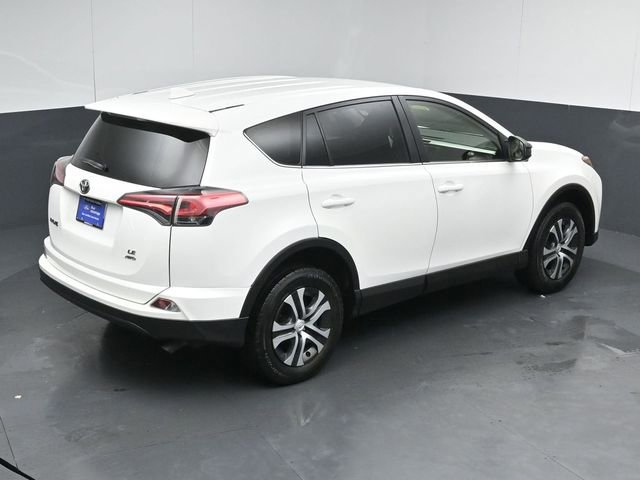 Used 2018 Toyota RAV4 LE w/ All Weather Liner Package AWD/4WD image 15