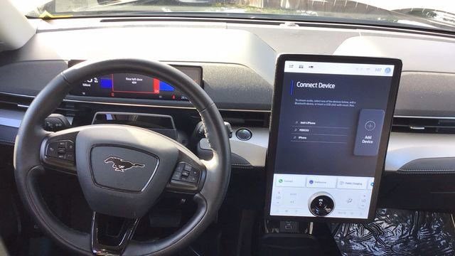 Certified 2022 Ford Mustang Mach-E Select w/ Comfort/Technology Package image 16