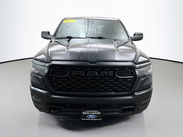 Used 2025 RAM 1500 Warlock AWD/4WD image 2