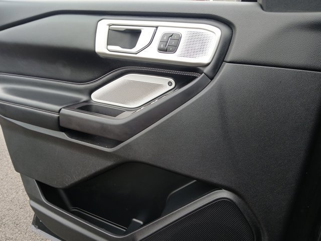 Certified 2020 Ford Explorer ST w/ ST Street Pack image 20