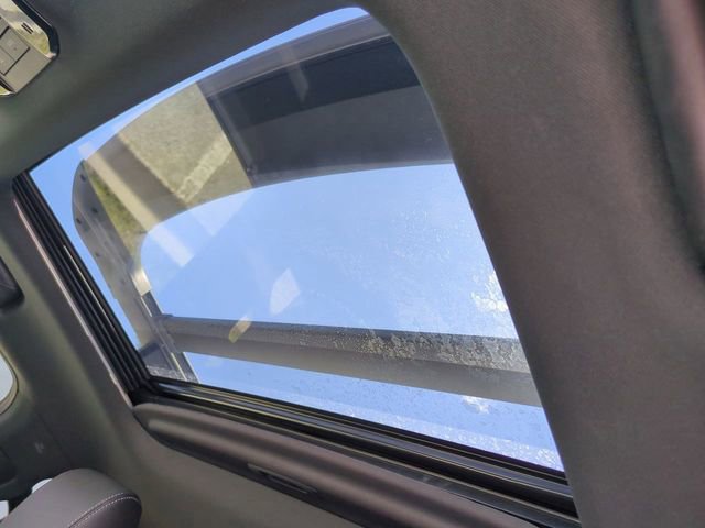 Used 2024 Lexus GX 550 w/ Accessory Package (31) image 21