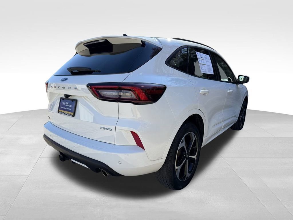 Certified 2023 Ford Escape ST-Line Select w/ Tech Pack #2 image 5