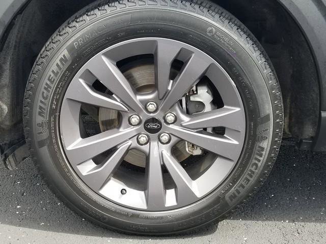 Certified 2023 Ford Explorer XLT w/ Equipment Group 202A AWD/4WD image 27