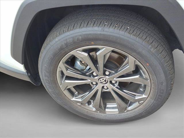 Used 2025 Toyota RAV4 Limited w/ Advanced Technology Package AWD/4WD image 11