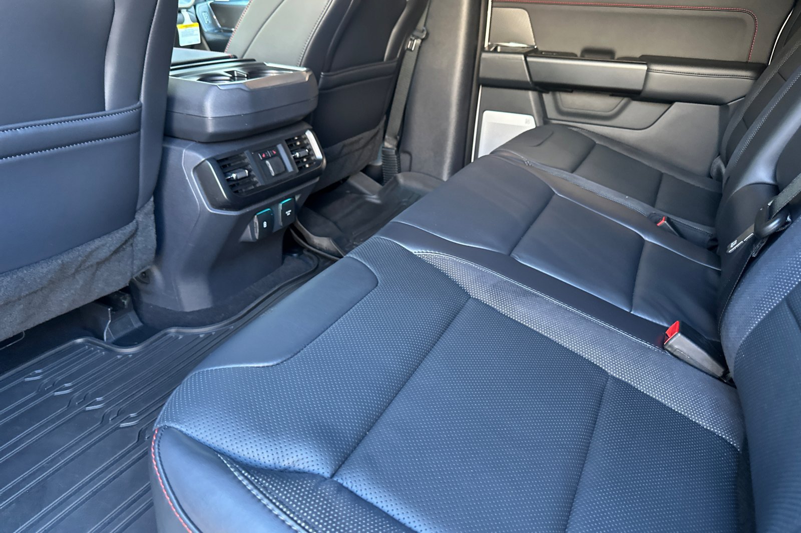 Certified 2025 Ford F150 Raptor AWD/4WD image 14