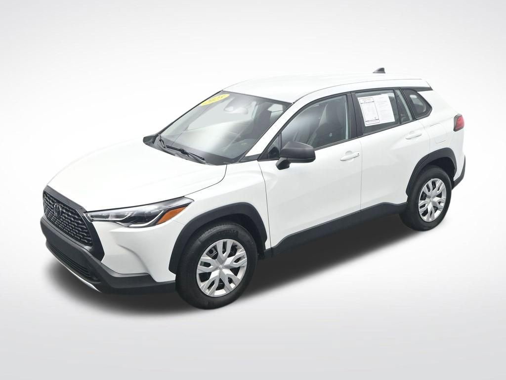 Used 2025 Toyota Corolla Cross L FWD image 23