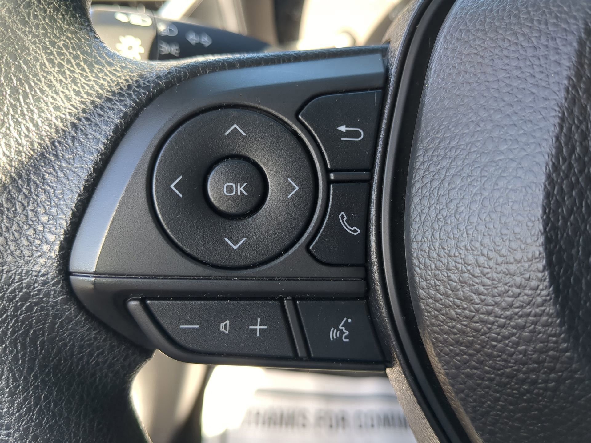 Used 2024 Toyota Corolla LE image 53