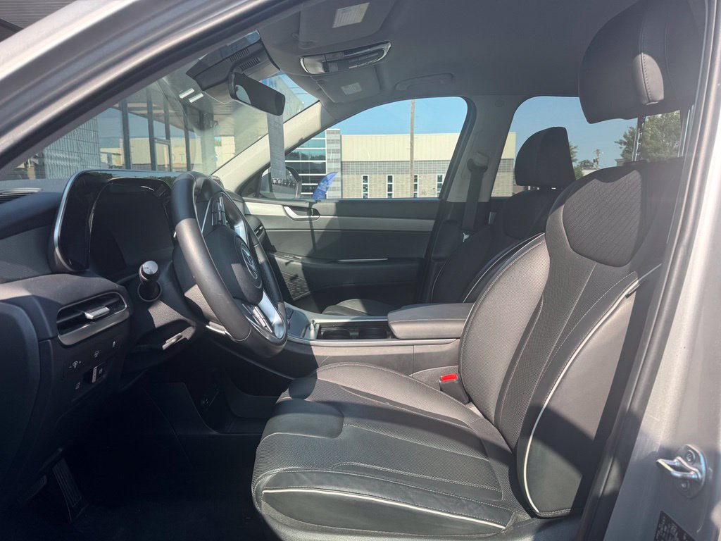 Used 2025 Hyundai Palisade SEL AWD/4WD image 3