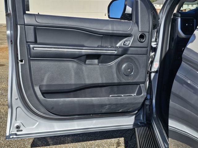 Certified 2024 Ford Expedition XLT image 15