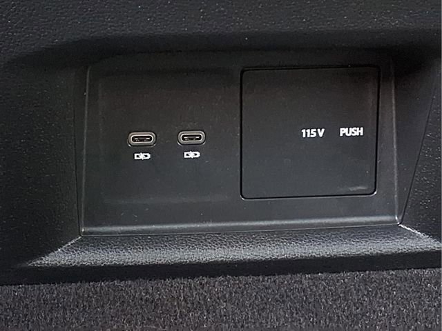 Used 2021 Volkswagen Atlas Cross Sport SEL w/ Cross Sport MDO Package image 11