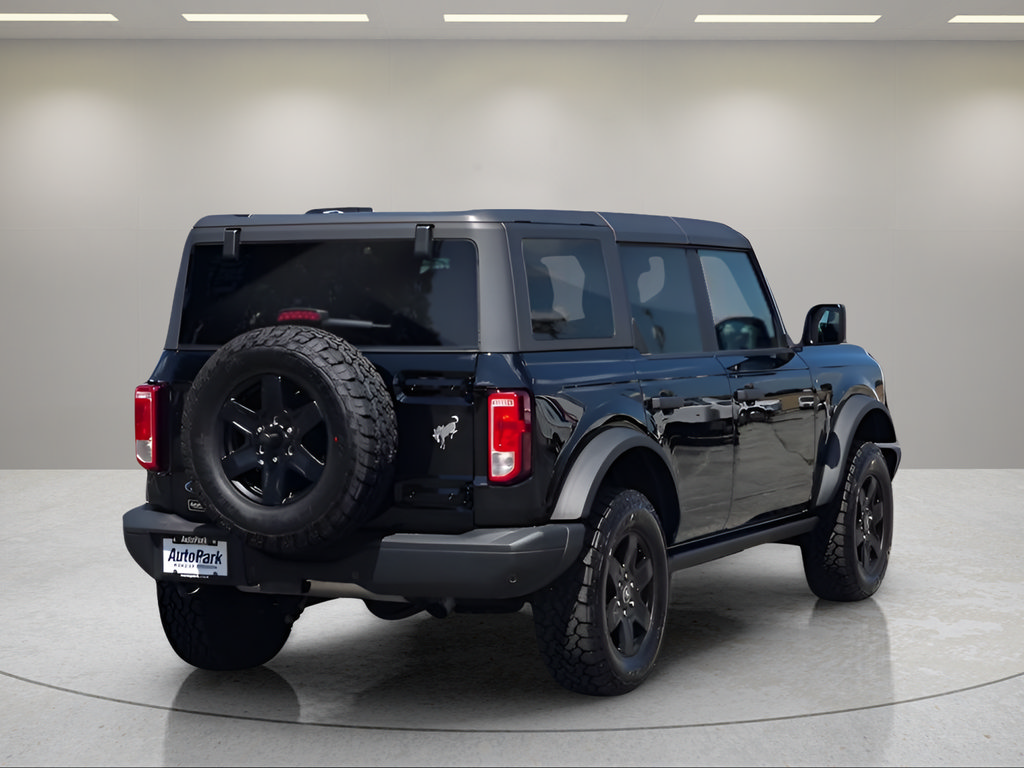 Certified 2024 Ford Bronco Black Diamond AWD/4WD image 8