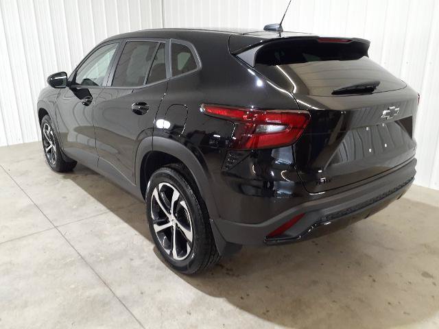 Used 2024 Chevrolet Trax RS FWD image 12