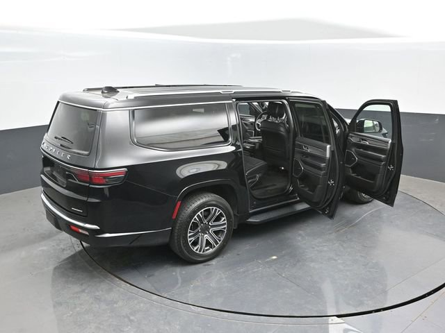 Used 2024 Jeep Wagoneer L Series II w/ Flexible Seating Group AWD/4WD image 24