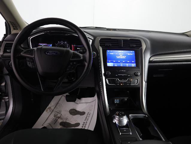 Certified 2020 Ford Fusion SE FWD image 13
