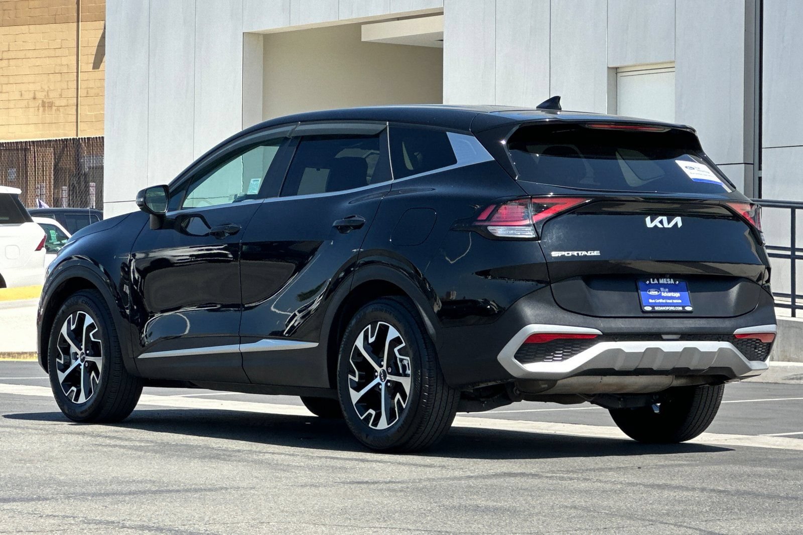 Used 2023 Kia Sportage EX FWD image 5