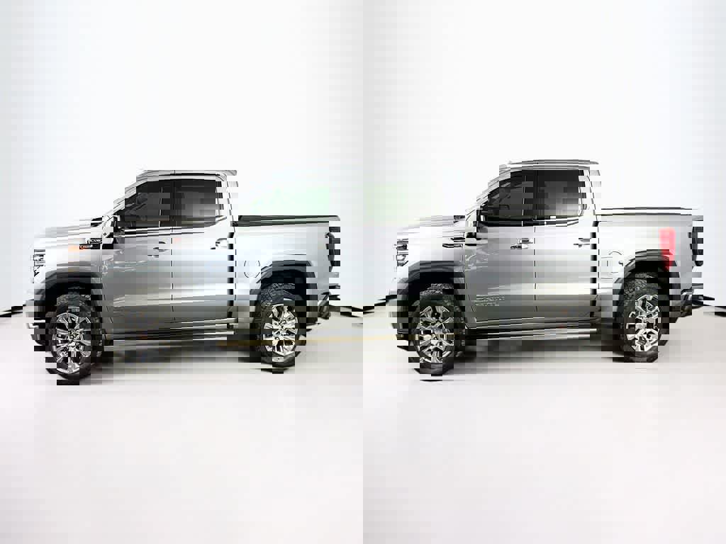 Used 2023 GMC Sierra 1500 Denali w/ Technology Package image 2