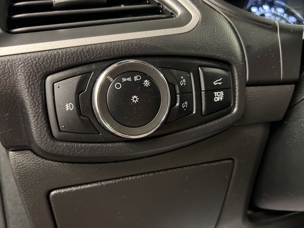 Certified 2024 Ford Edge ST-Line AWD/4WD image 23