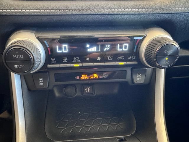Used 2024 Toyota RAV4 XLE FWD image 20