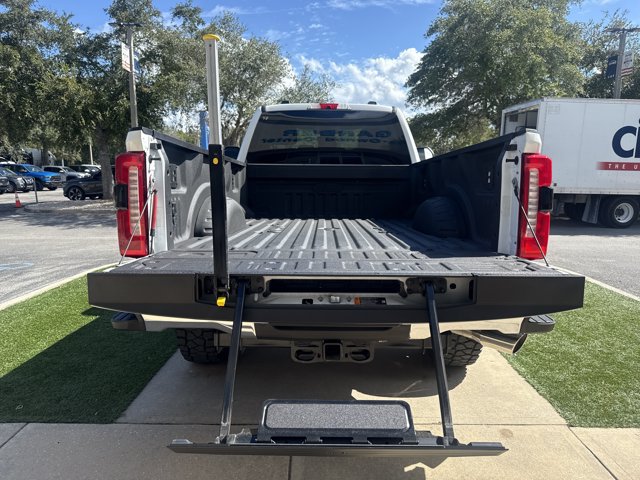 Certified 2025 Ford F350 XLT w/ 360-Degree Camera Package AWD/4WD image 7