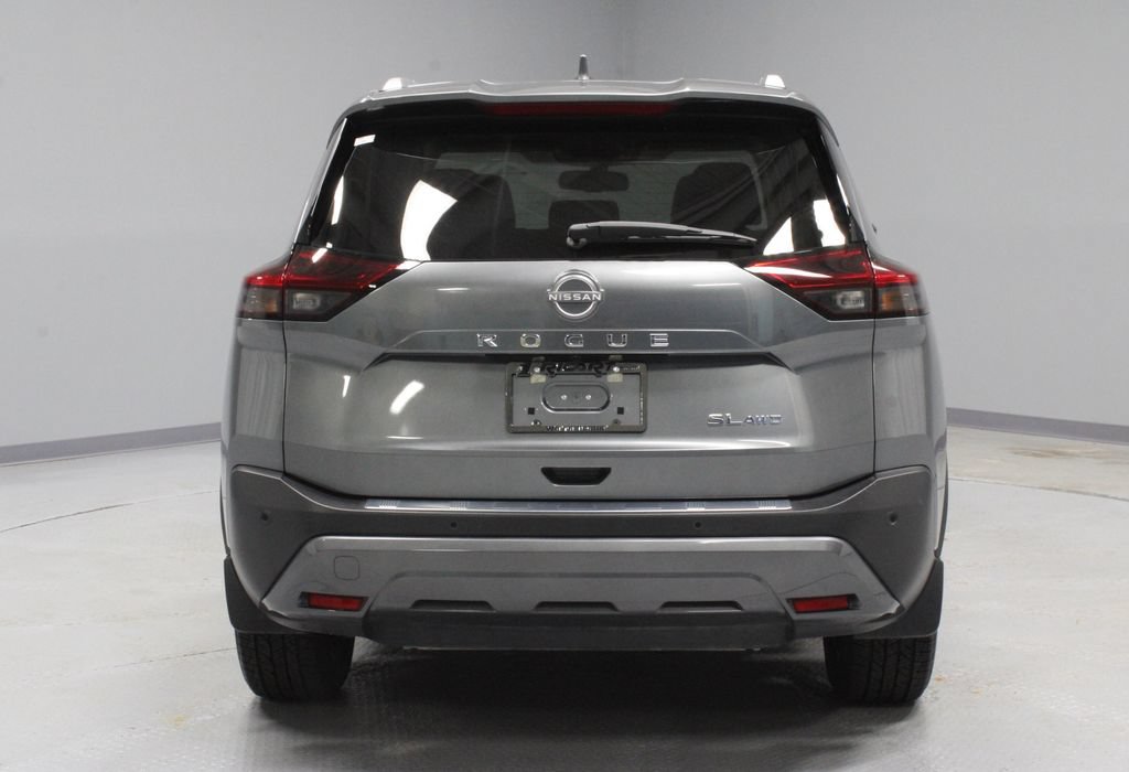 Used 2023 Nissan Rogue SL AWD/4WD image 9