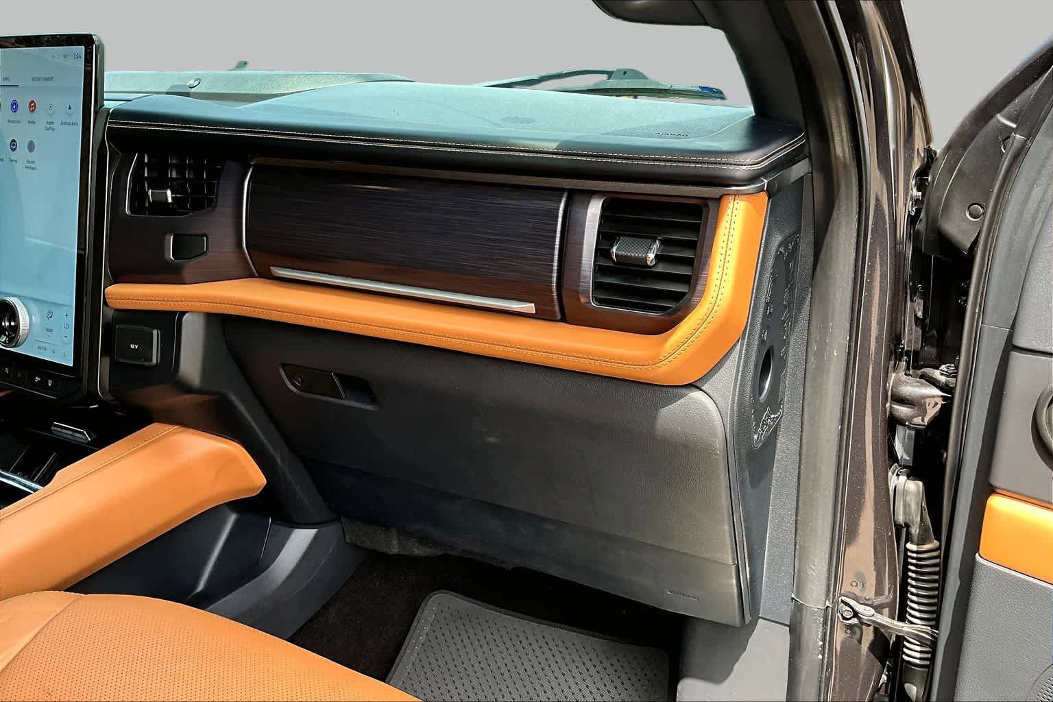 Certified 2022 Ford Expedition Max Platinum AWD/4WD image 19