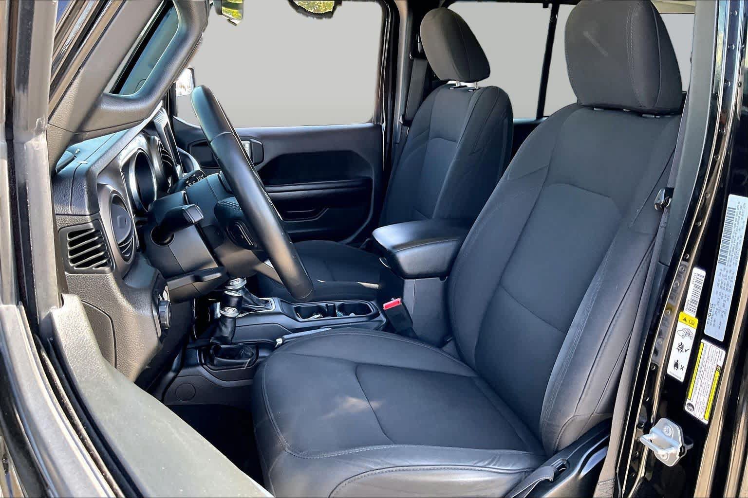 Used 2018 Jeep Wrangler Unlimited Sport S AWD/4WD image 8