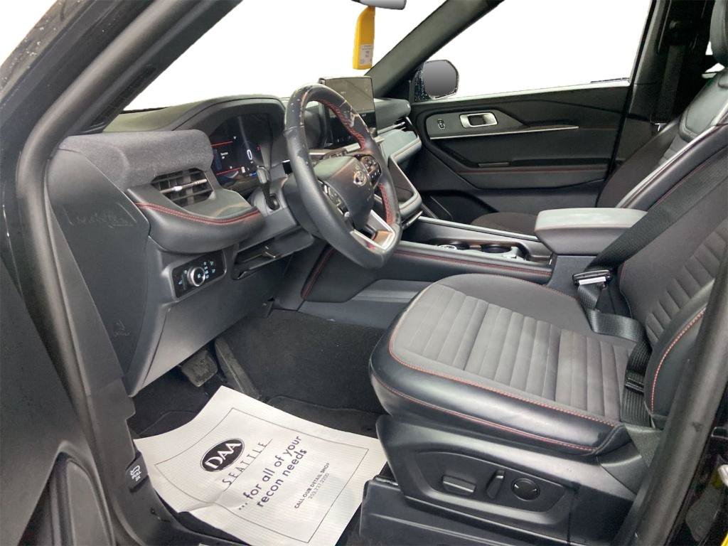 Certified 2025 Ford Explorer ST-Line w/ ST-Line Street Pack AWD/4WD image 6