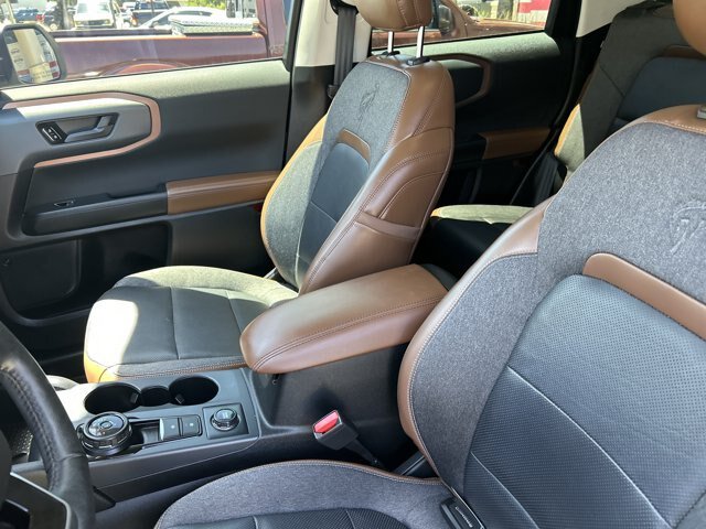 Certified 2022 Ford Bronco Sport Outer Banks w/ Tech Package AWD/4WD image 17