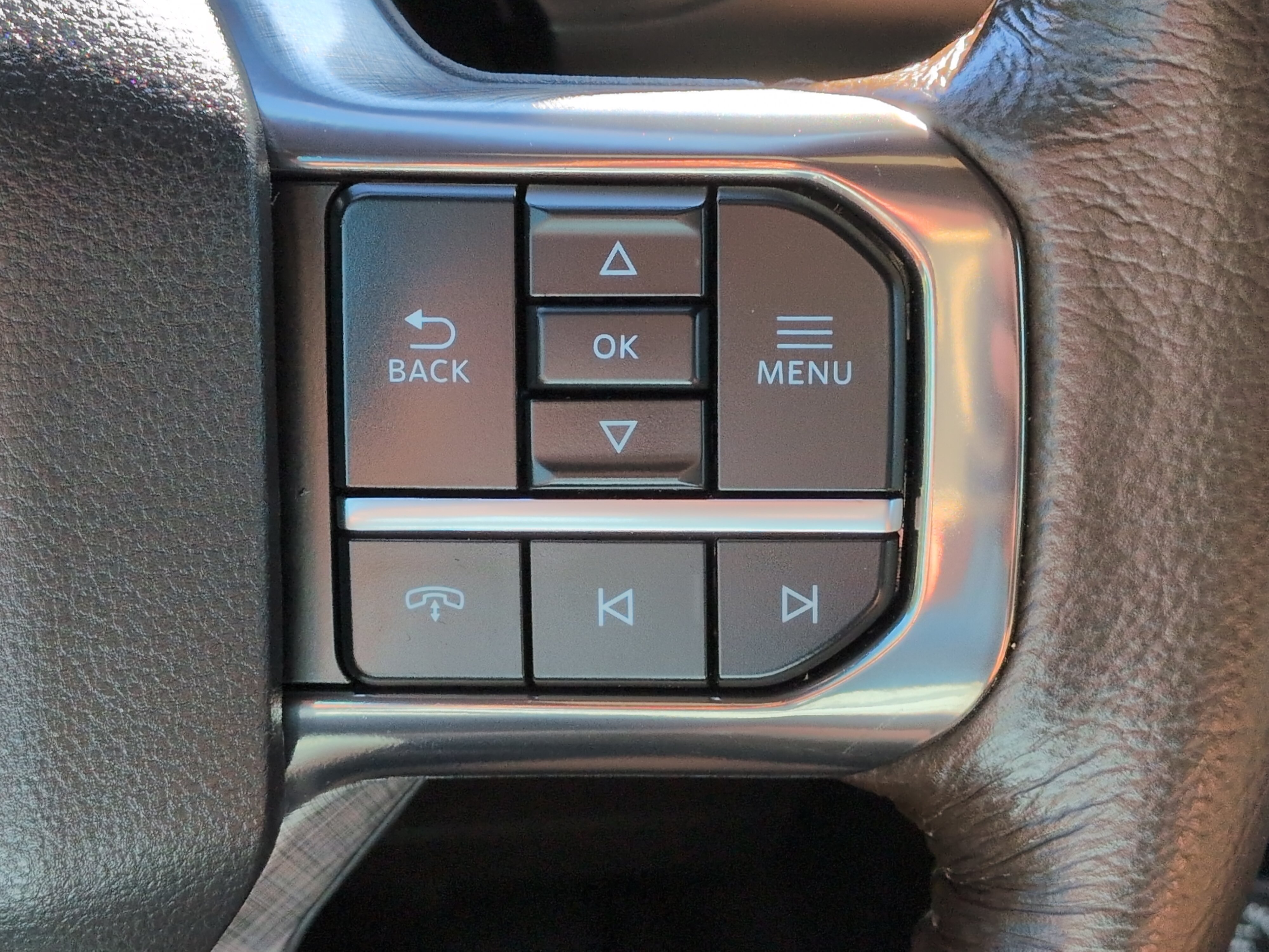 Certified 2025 Ford F150 King Ranch AWD/4WD image 25