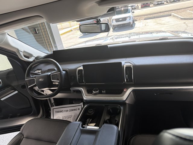 Certified 2025 Ford Expedition Platinum AWD/4WD image 17