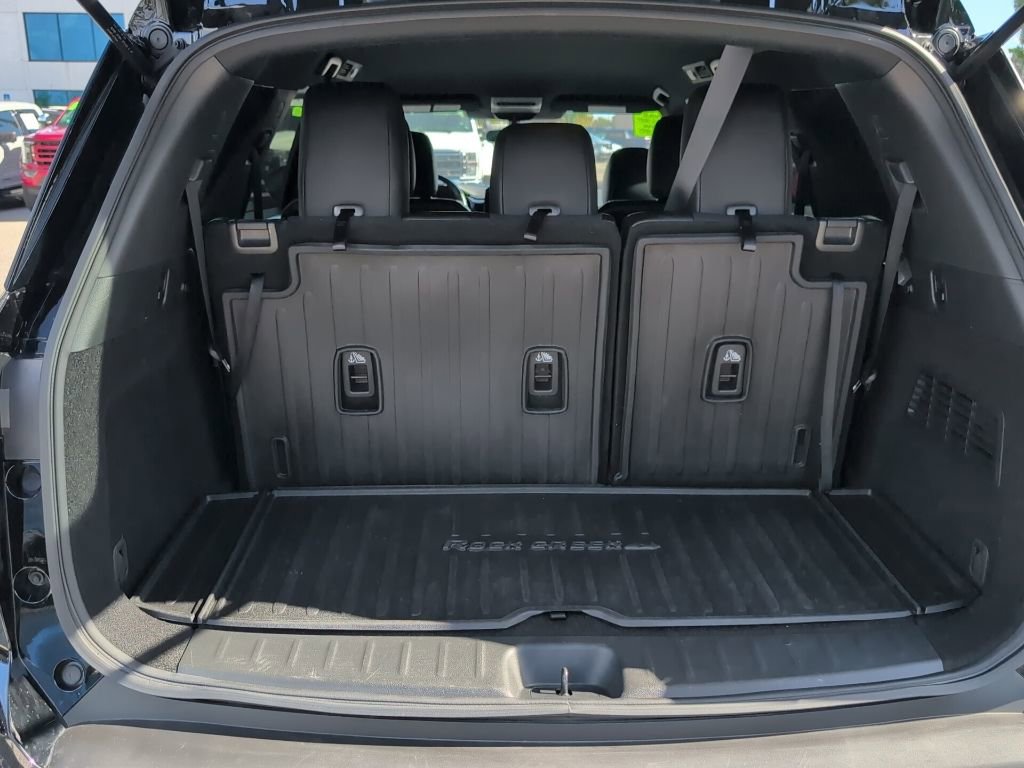 Used 2024 Nissan Pathfinder Rock Creek image 13