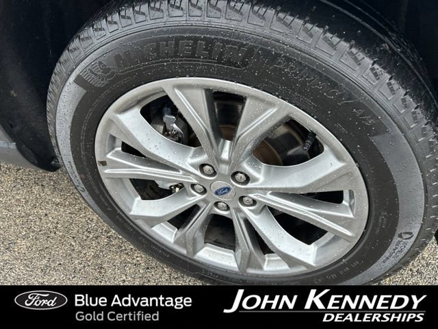 Certified 2023 Ford Explorer XLT w/ Equipment Group 202A AWD/4WD image 7