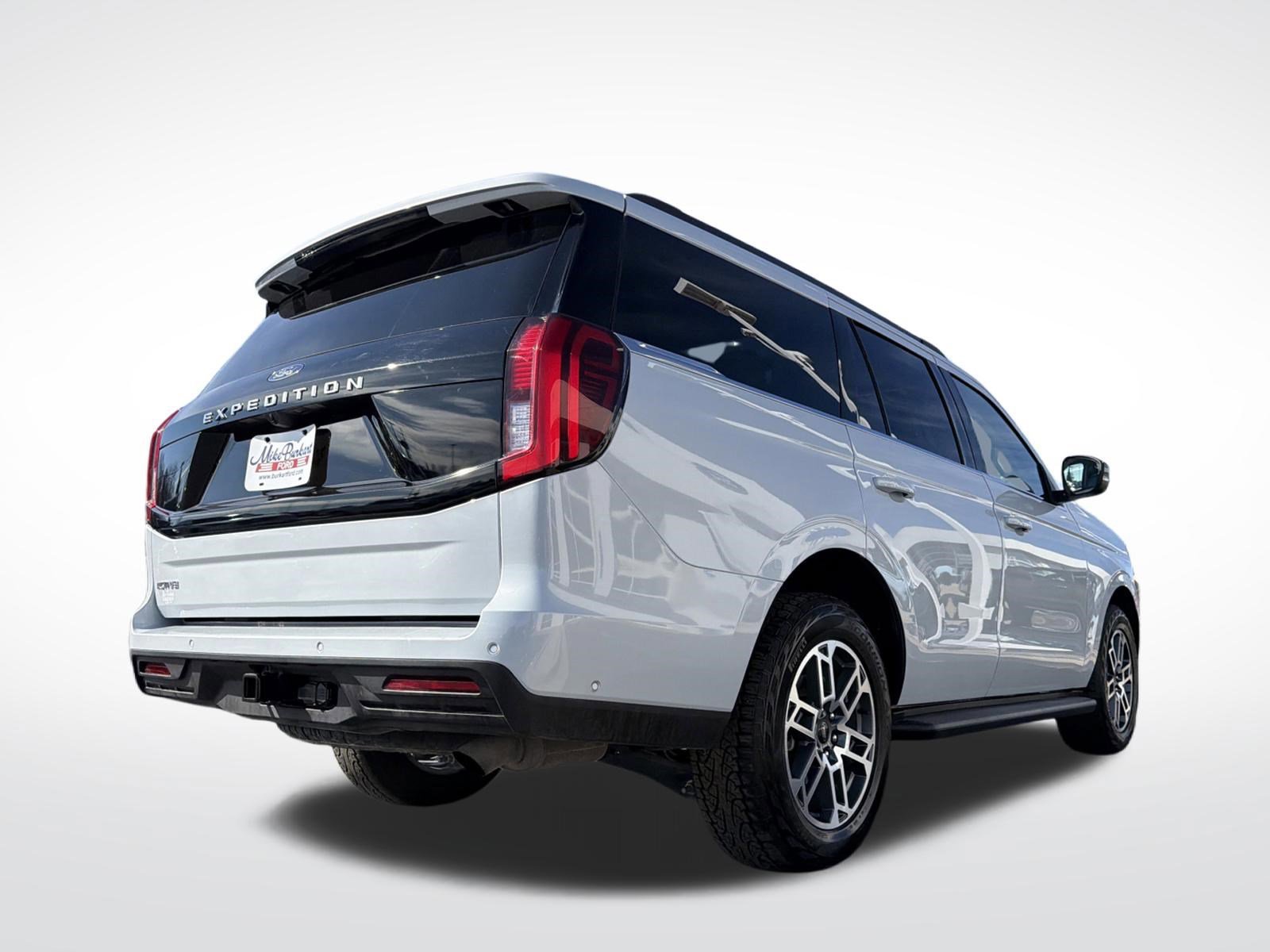 Certified 2025 Ford Expedition Active image 5