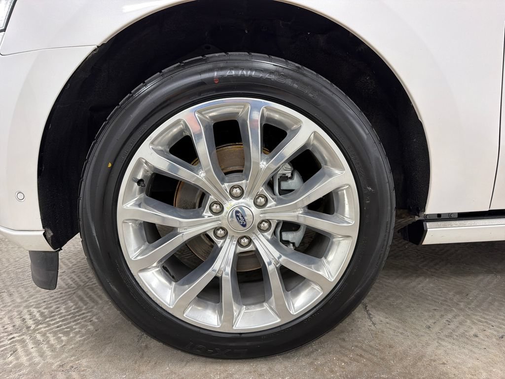 Certified 2019 Ford Expedition Platinum RWD image 14